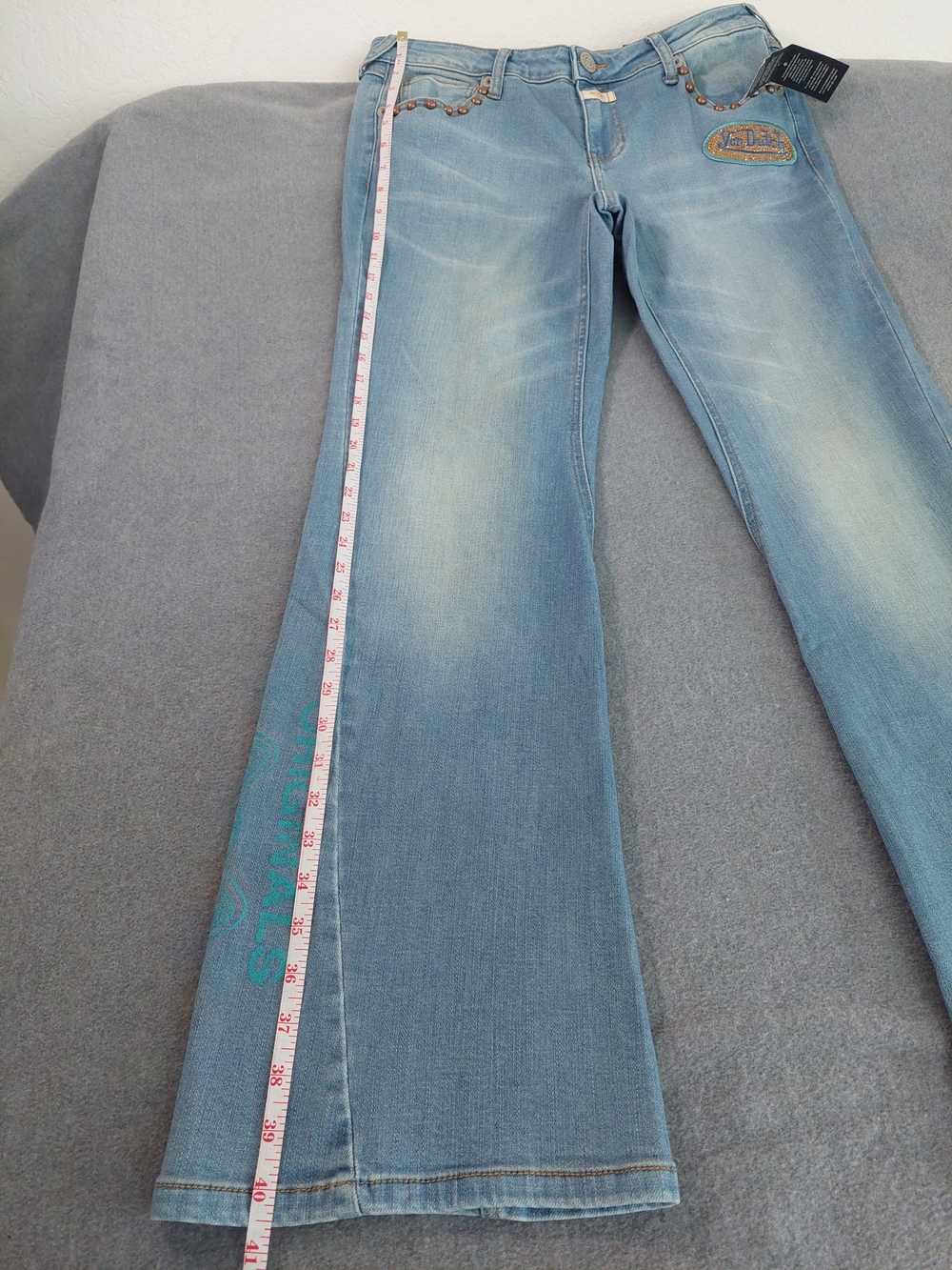 Von Dutch Originals NWT Low Rise Flare Jeans Studded Patch Size 29 Y2K McBling - Picture 3 of 13